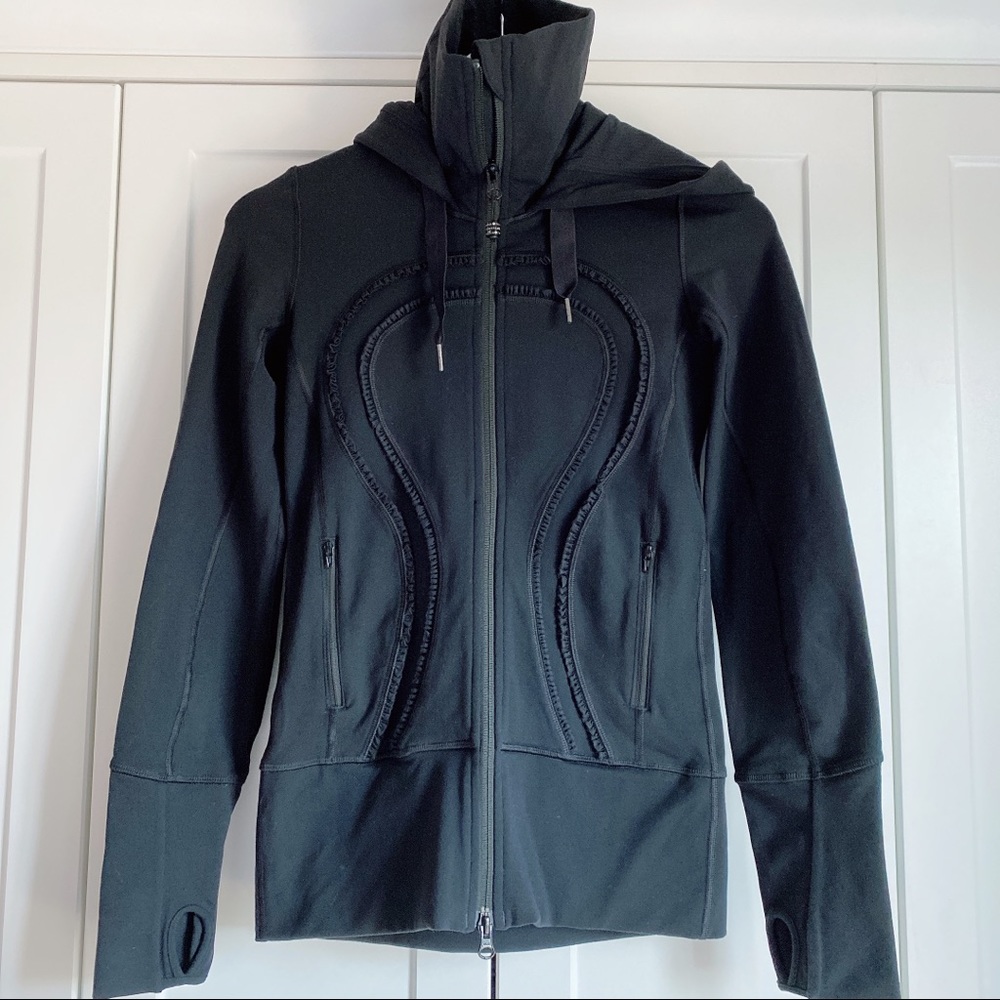 NWOT Lululemon hoodie